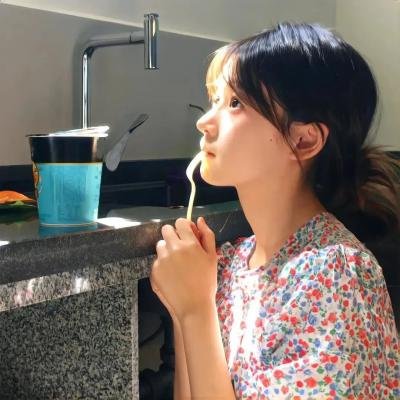 荡女满天飞